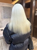 モアムー(Moremuu)&nbsp;【Maho】ホワイトブロンド