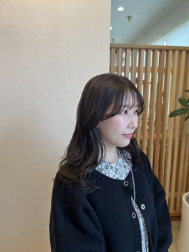 アミュー(Amyu) イエベさん向け暗髪カラー