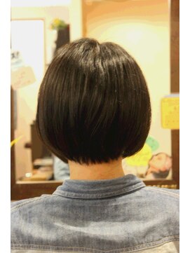 ヘアー ド ブラン(Hair de Brun) 面で魅せる☆正統派ボブ☆