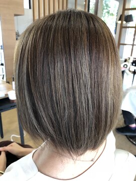 ベルポートヘア(Bellport hair) 透明感アッシュカラー×ハイライト