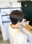 グリーンアッシュカラー×ショートスタイル