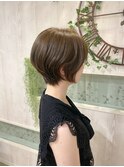 バッサリイメチェン　くびれ大人ショートヘア