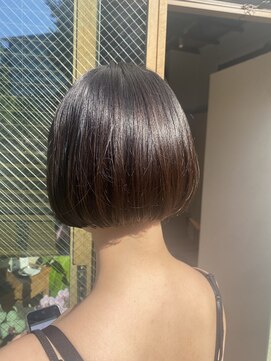 ギュルン(gronn) gronnのプツっとミニボブ