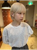 ホワイトベージュ