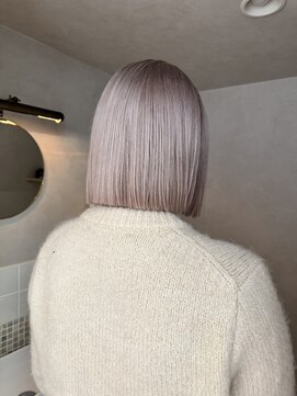 ネルケ 立川(nelke) 切りっぱなしボブ/小顔レイヤー/ベージュカラー