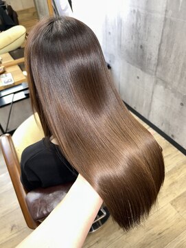 リプレイバイエクラート(REPLAY by ECLART) 乾かしただけで収まる髪質改善