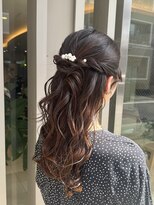 ヴィサージュプラス(VISAGE plus)&nbsp;ハーフアップ