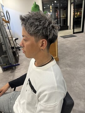 ナンバー 竪町(number+) 20代30代40代メンズアップバング清潔感ハイライト