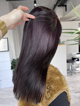 プリュム(Plume.) ボルドーカラー