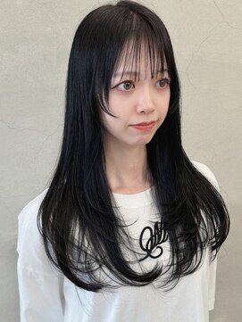 レヴィア(REVIA) レイヤーカット前髪カット顔まわりカット
