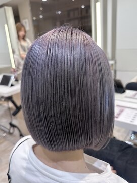 ケンジ 平塚 アネッタ(KENJE annetta) ★ミニボブ×パープルシルバー