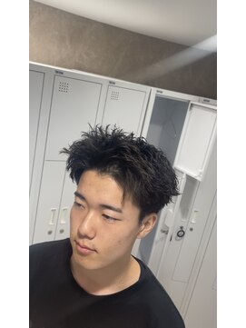 ササ(33) スパイキーパーマ