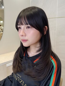 ミズチャーム(Ms.CHARM) 顔まわりカット/レイヤーカット/髪質改善/外苑前