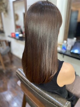 センジュ 武蔵小杉(SENJYU) SENJYU武蔵小杉の髪質改善・縮毛矯正で叶う艶髪セミロング