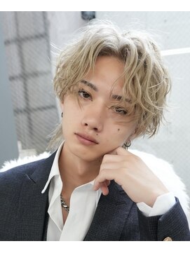 ピア ヤクイン(Pia Yakuin) ミルクティーベージュ×ラウンドマッシュ