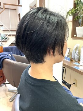 コアフィールフィス(COIFFURE fils) ショートボブ 黒髪ショート
