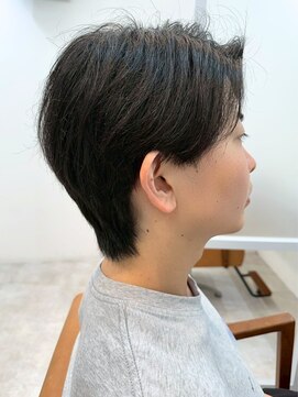 ロミーオム 本厚木(ROMMY. Homme) ナチュラルセンターパートソフトウルフカットヘッドスパ/本厚木