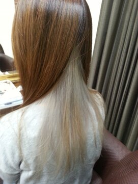 髪こうぼう インナーカラー