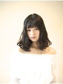 ゆるゆるミディアムボブ