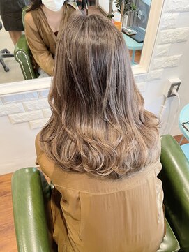 オーティティ(O-TETE) O-tete ミルクティーハイライトバレイヤージュ