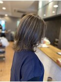 白髪ぼかしハイライト×ミディアムレイヤー