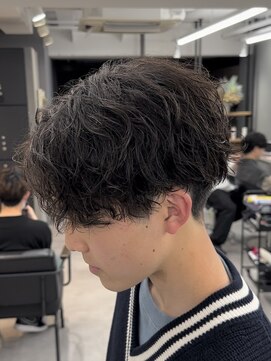 オーバルバイアピッシュ(OVARL by apish) くせ毛さんも縦落ちパーマ