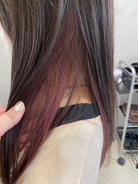 トゥルース(hair&eyelash Truth) 【Truth】インナーカラー/ピンクカラー/ロングヘア