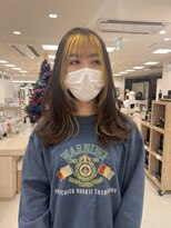 ケンジ 平塚ラスカ店(KENJE) ウルフレイヤー/顔周りレイヤー/イエローカラー/個性派カラー