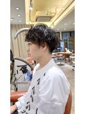 波巻き束感ショートツーブロックマッシュコンマヘア