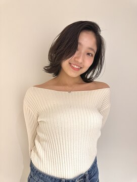 リノア 鵠沼海岸(LINOA) デザインカラー/レイヤーカット/ウェットヘア/オリーブベージュ