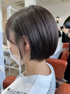 カザック(kazak) ショートボブ