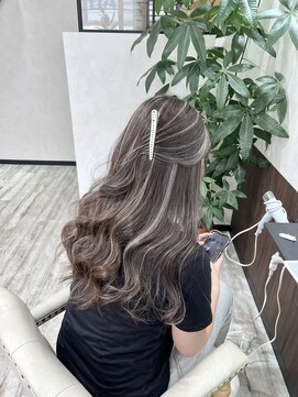ベルヘアーデザイン 堺東(Belle hair Design) コントラストハイライト/ハイライト/外国人風/ケアブリーチ/堺東