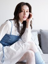 バイエイト(X８)&nbsp;大人女子必見！ミディアムレイヤー　オフィスカジュアルにも◎