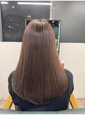 シンプルなのに洗練された透明感カラー／髪質改善トリートメント