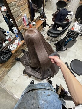 トリ 六甲道店(TORi) 透明感グレージュ(六反)