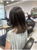 大人ルーズにレイヤースタイル