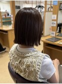 ひとみ・切りっぱなしボブ×アッシュグレージュ