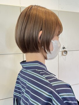 テクネ 天神大名(techne) 天神大名顔周りレイヤーカットミディアムボブタッセルボブ今泉