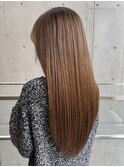 ６０代　アッシュベージュで育てる明るい白髪染め