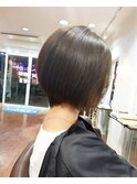 ショートボブ
