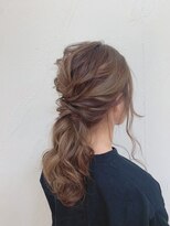 アップル(APPLE)&nbsp;ローポニテアレンジ♪