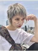 ネオウルフ/ハイトーンカラー/ホワイトシルバー/斜めバング