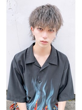 アンダーバーホワイト 天神店(_WHITE) マッシュウルフ