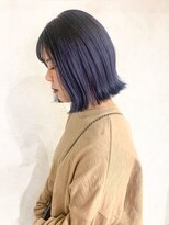 ジェム(GEM)&nbsp;ネイビーカラー×外はねボブ