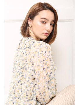 クラッチ ユニ(CLUTCH uni) くびれミディナチュラルワンカールボブb16