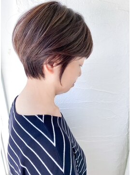 ムーンジェジェ(moon jeje) カットに秘密有り♪似合わせ可能なフェザーショートby柴立吉之助