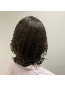 イーチ ヘアーアンドトータルビューティ(each hair&total beauty) ラフダーク【青木元子】