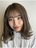 伸ばしかけロブ×肌映えミントベージュ