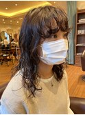 ミディアム/くせ毛/パーマ/フェイスレイヤー/２０代/３０代