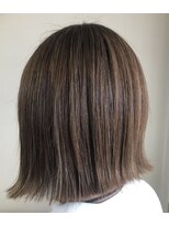 コンフィーヘアバイファースト(COMFY.HAIR by FIRST)&nbsp;ハイライト外ハネボブ